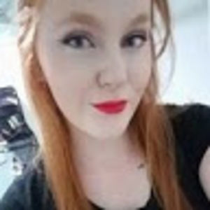 Meet your Posher, Caitlynn